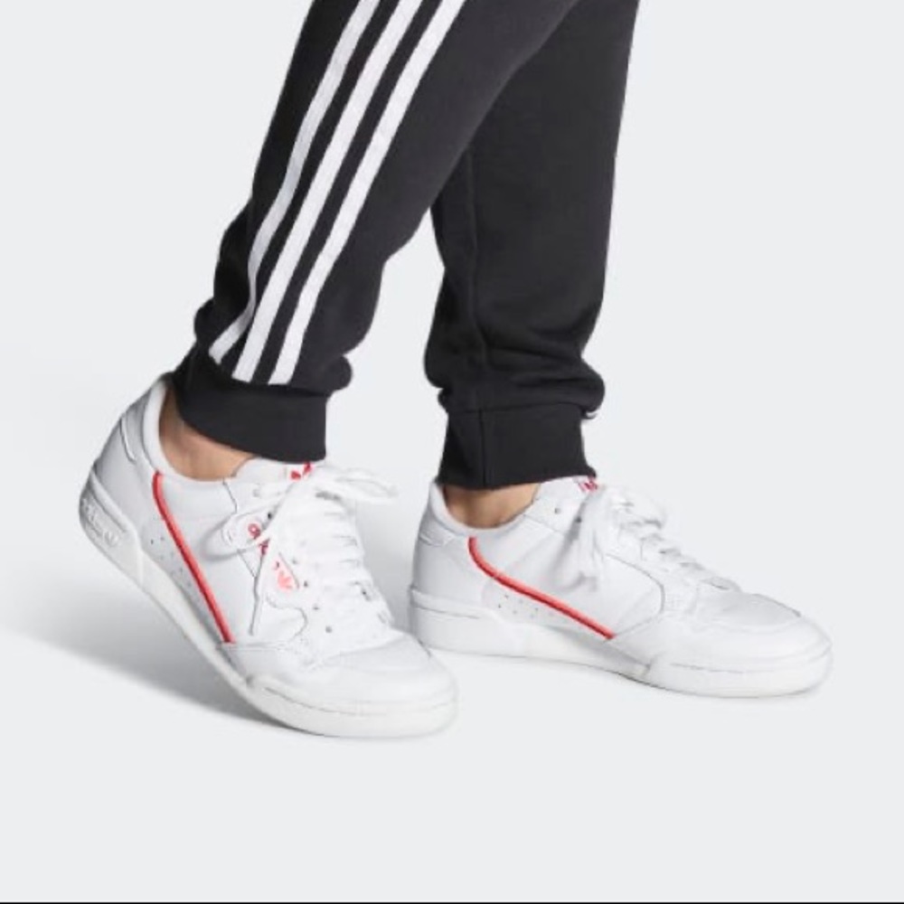 BNWT adidas continental